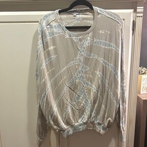 Young Fabulous and Broke Gray and Blue Tie-Dye Long Sleeve Top
